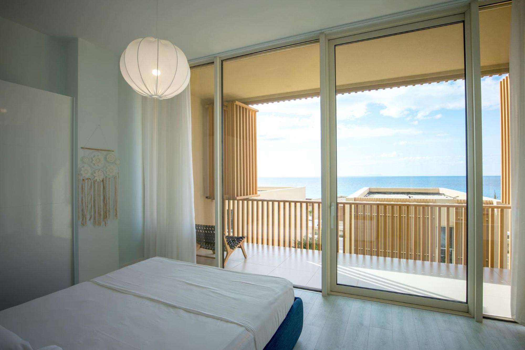 Hotel Green Coast Palasë Exteriér fotografie